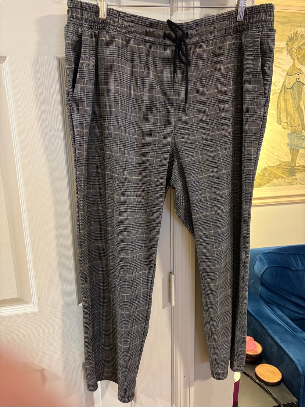 Women’s Black/White Plaid Drawstring Pants